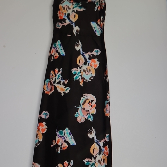 Vince Dresses & Skirts - Vince Black Floral Midi Dress